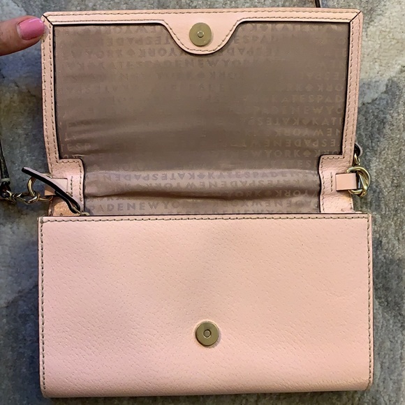 Kate spade pink purse crossbody - Picture 3 of 6